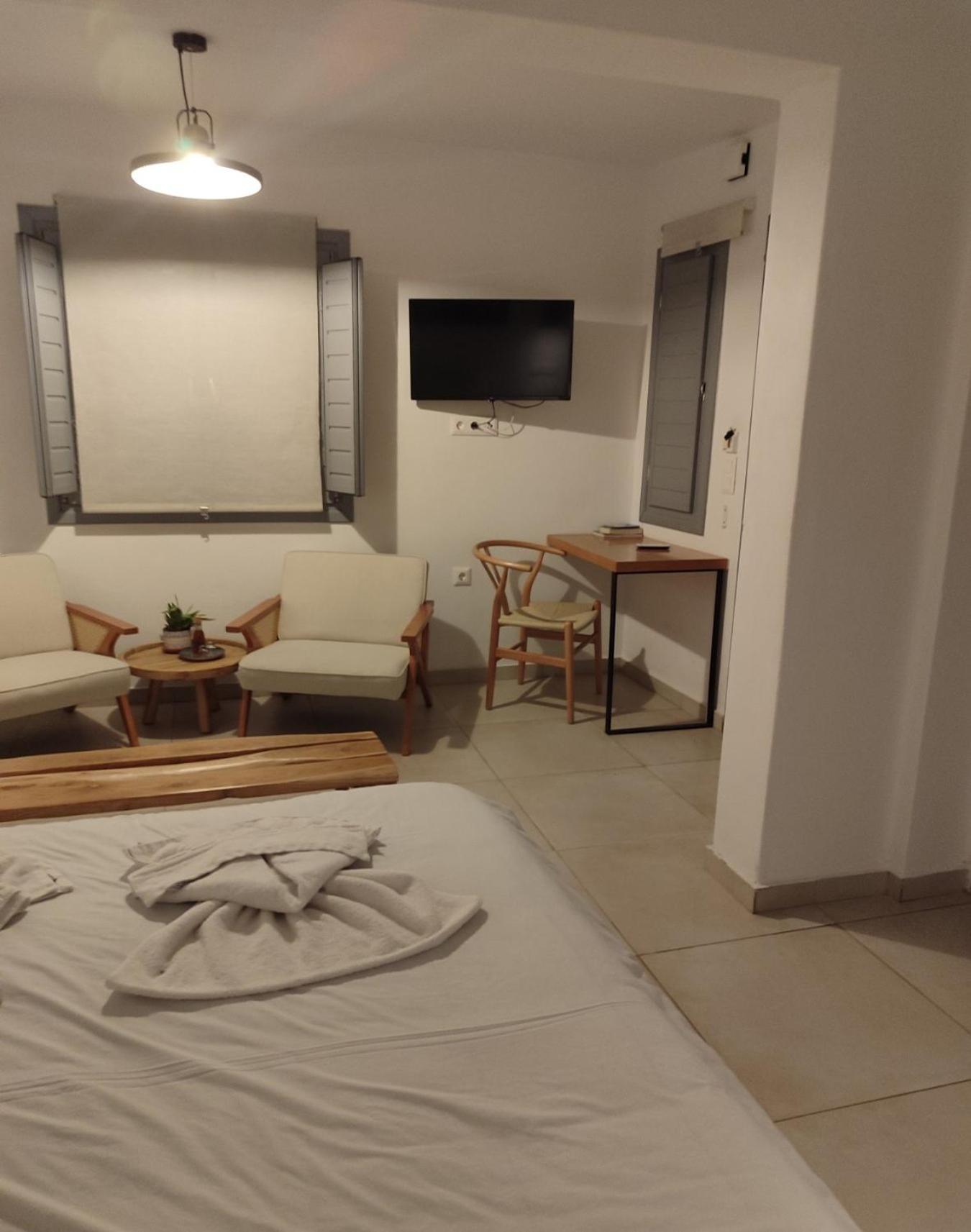 Charming Cozy Suites Naxos City Екстериор снимка